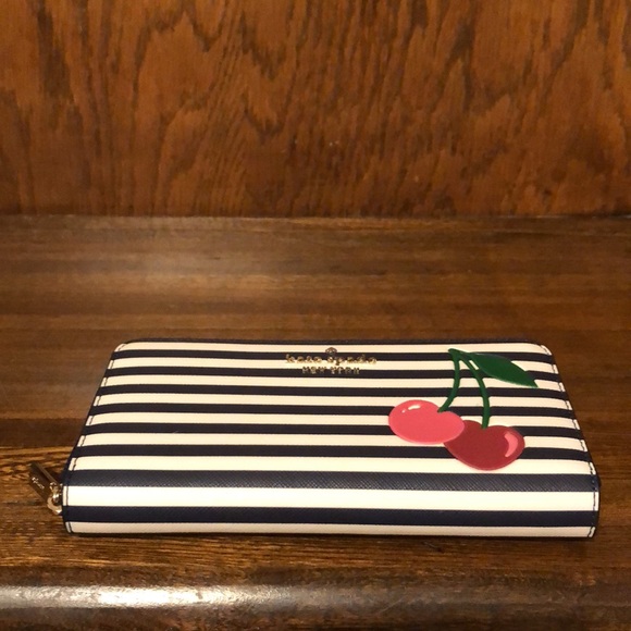 NWT-Kate Spade-SET-Bing Cherry🍒Large Striped Bifold Wallet & Cherry🍒Charm-$328 - Picture 6 of 16